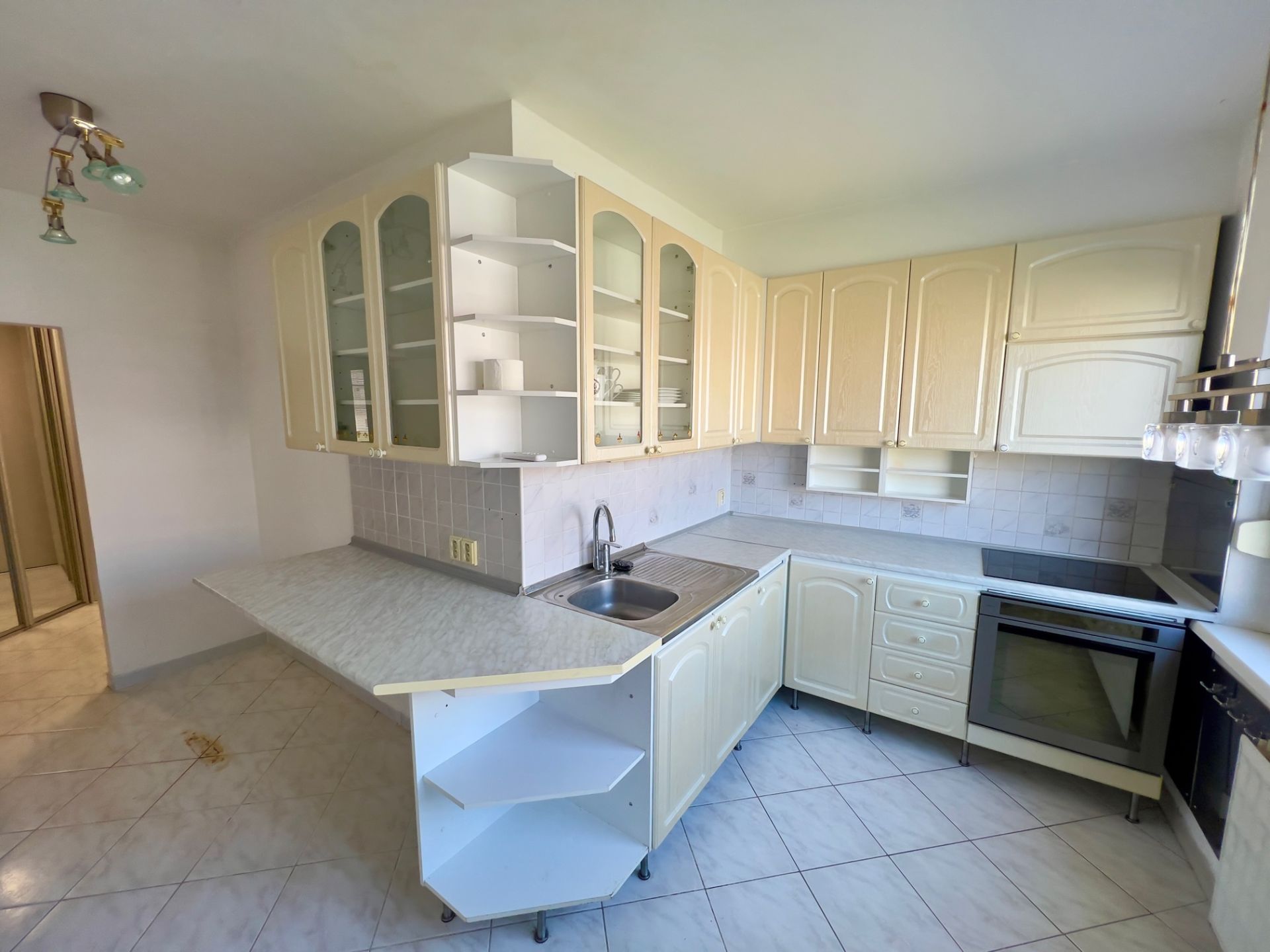 Klimatizovaný 3izb. byt, 78,25m2, ul. Sputniková, Ružinov