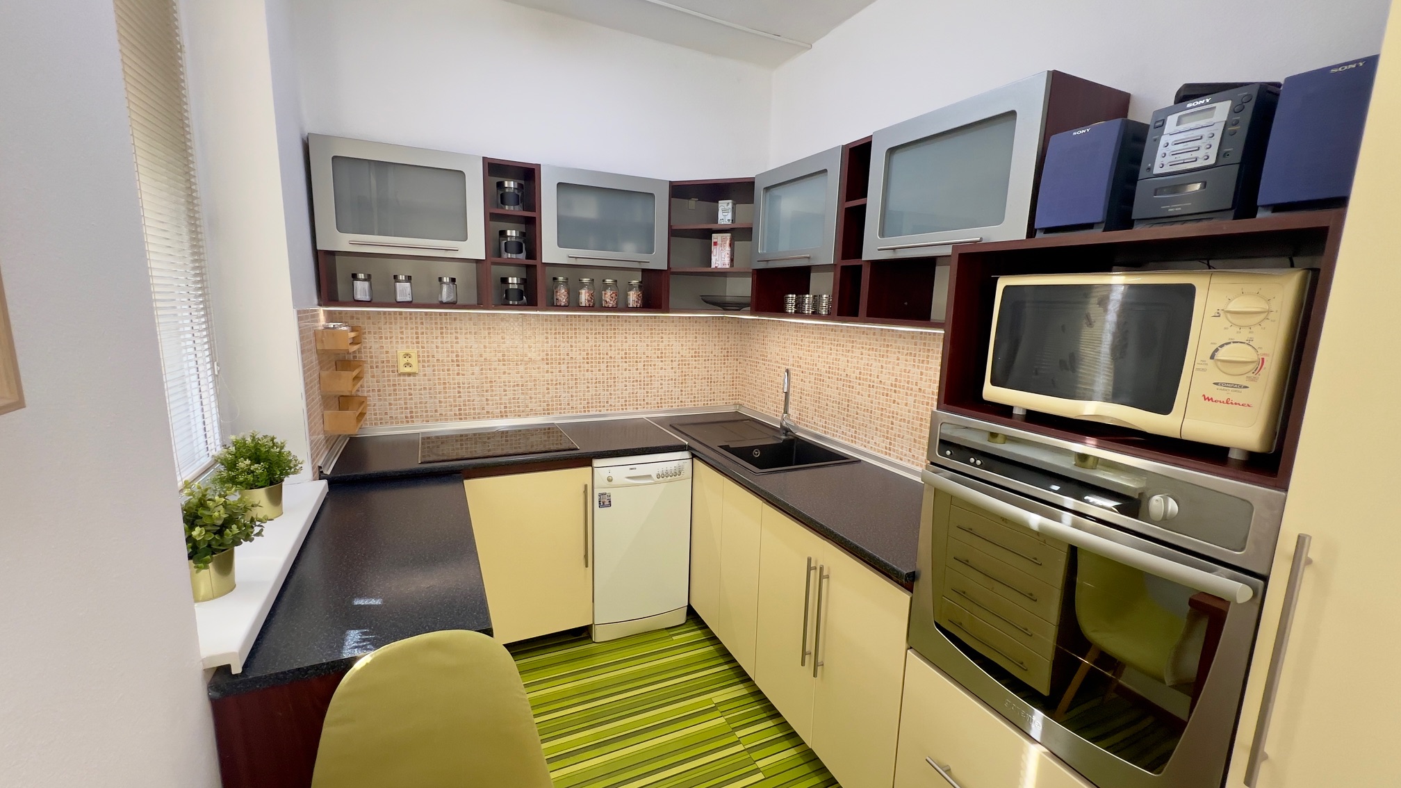 Na prenájom 1izb. byt, 44m2, ul. Kazanská, Podunajské Biskupice