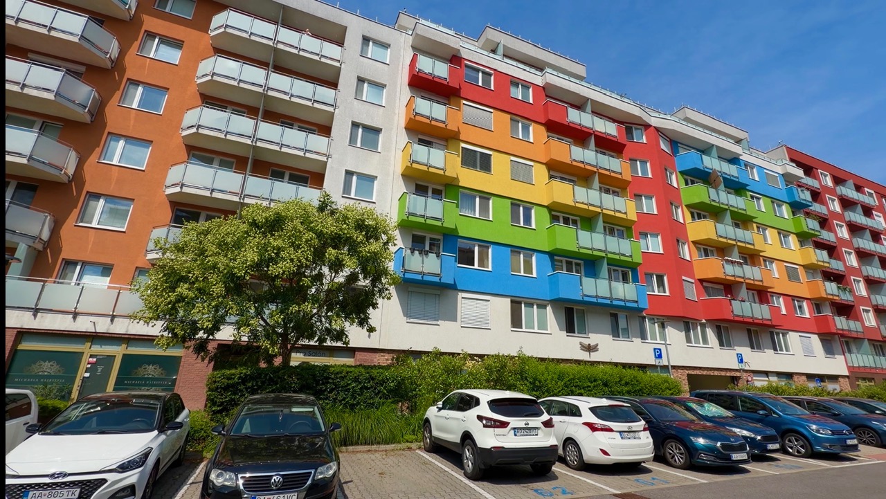 Na predaj garáž na motorku/pivnica – 7,21 m², Ul. Lužná, Bratislava - Petržalka