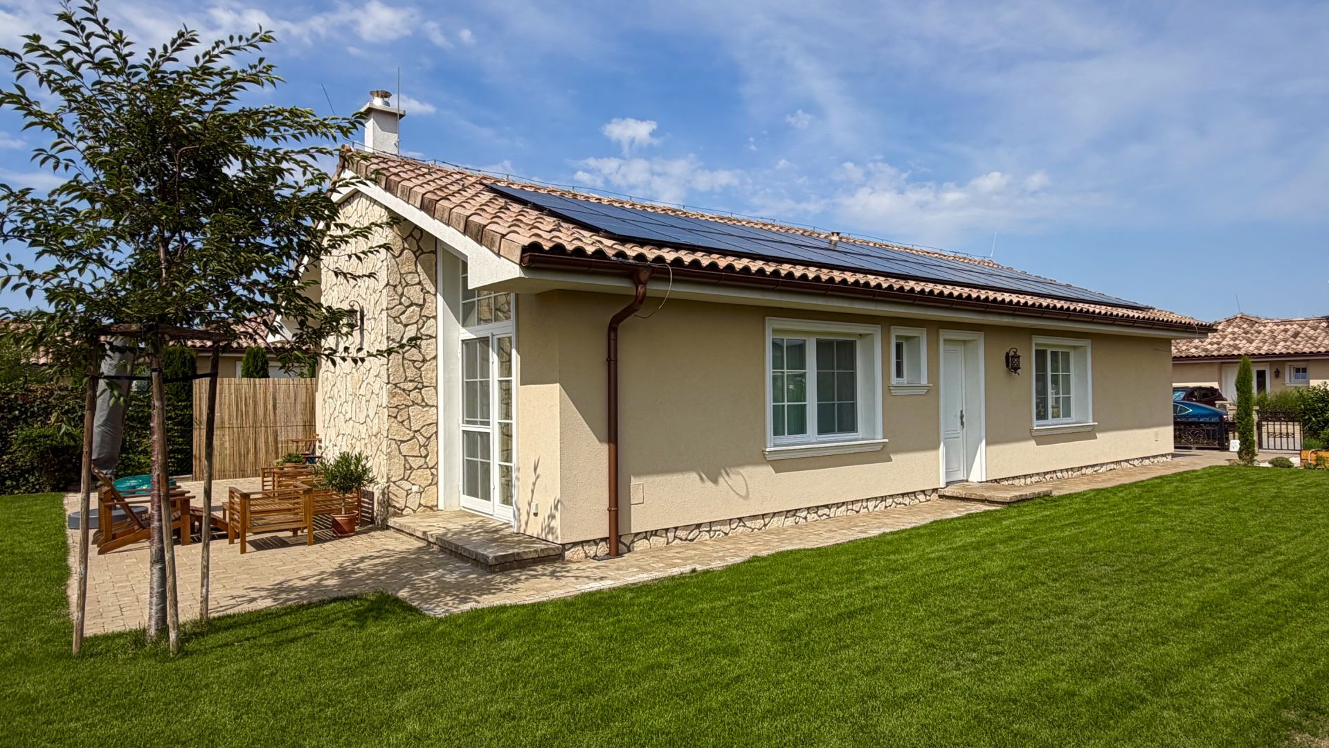 Prenájom 4-izb. RD, 2x parking, ÚP 112m2, Senec