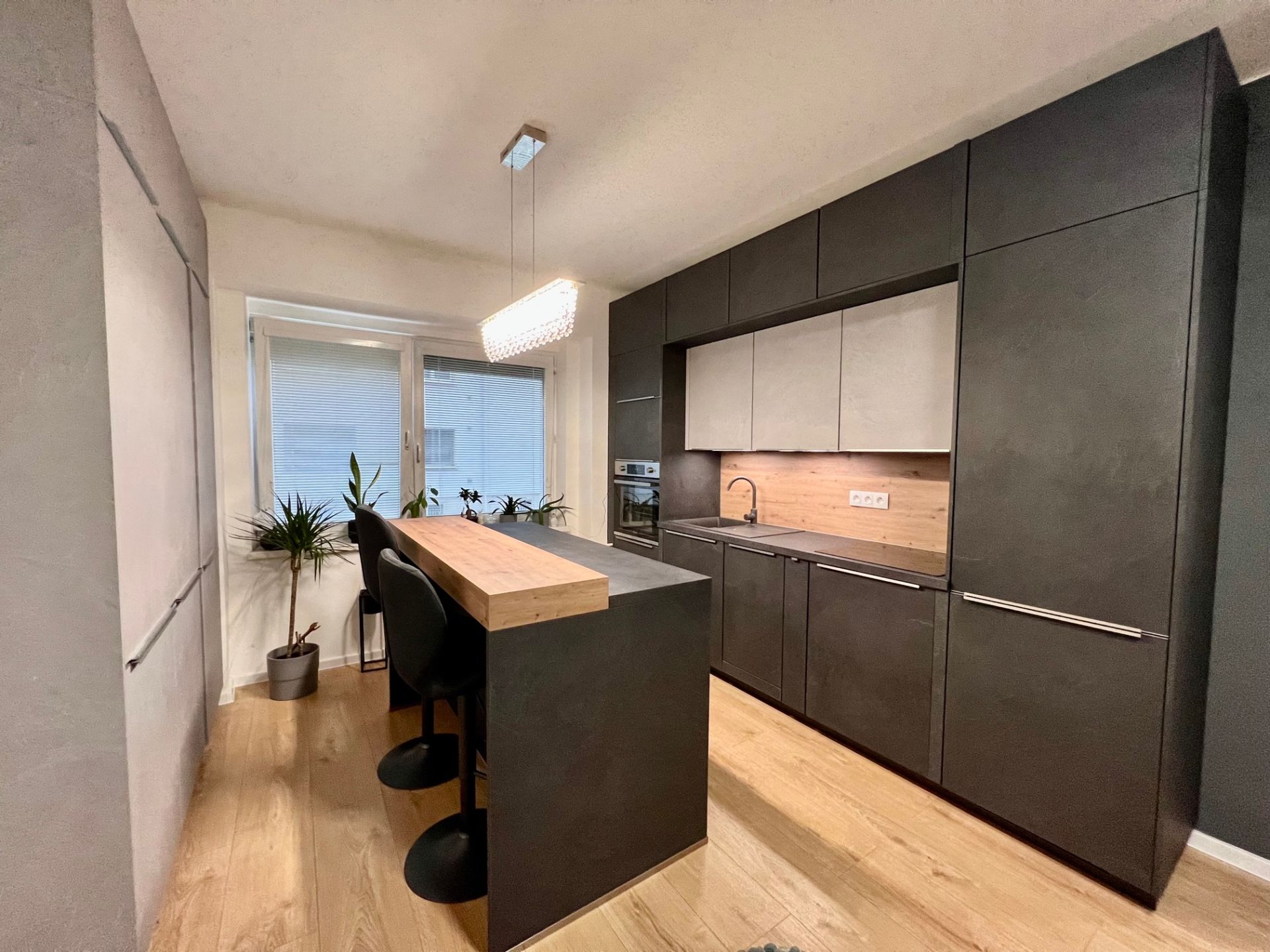 Na prenájom 2izb byt, 40m2, ul. Trenčianska, Ružinov - NIVY